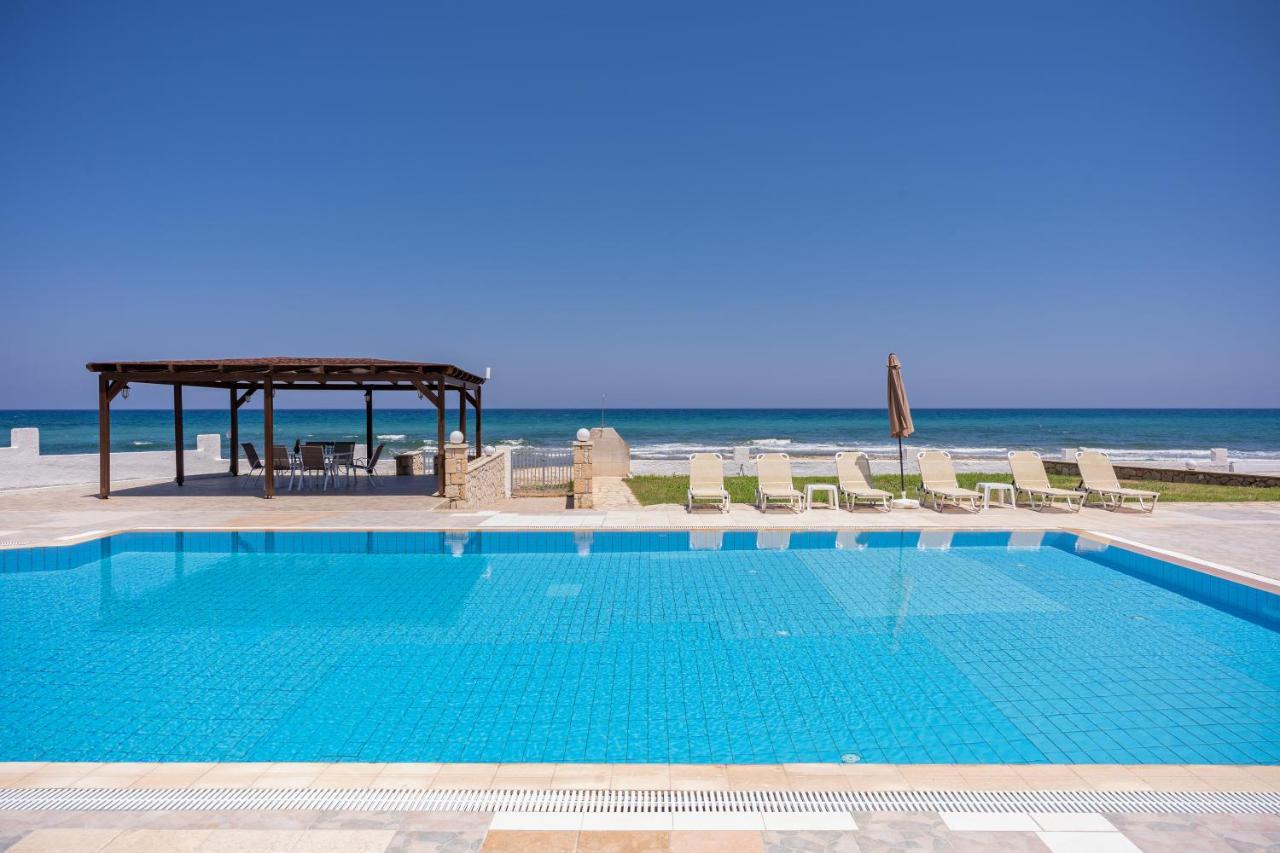 Azure Seaside Apts Magnisia Bagian luar foto