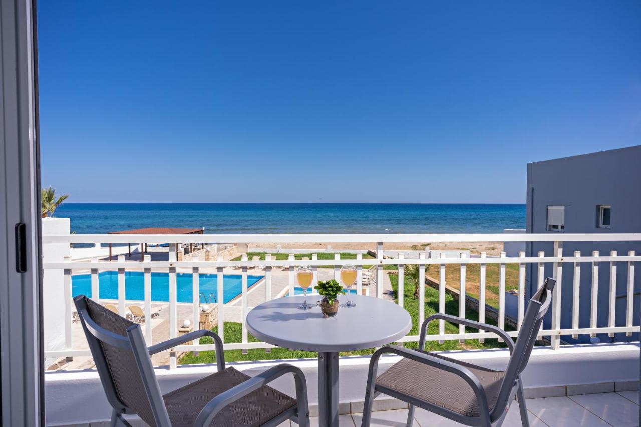 Azure Seaside Apts Magnisia Bagian luar foto